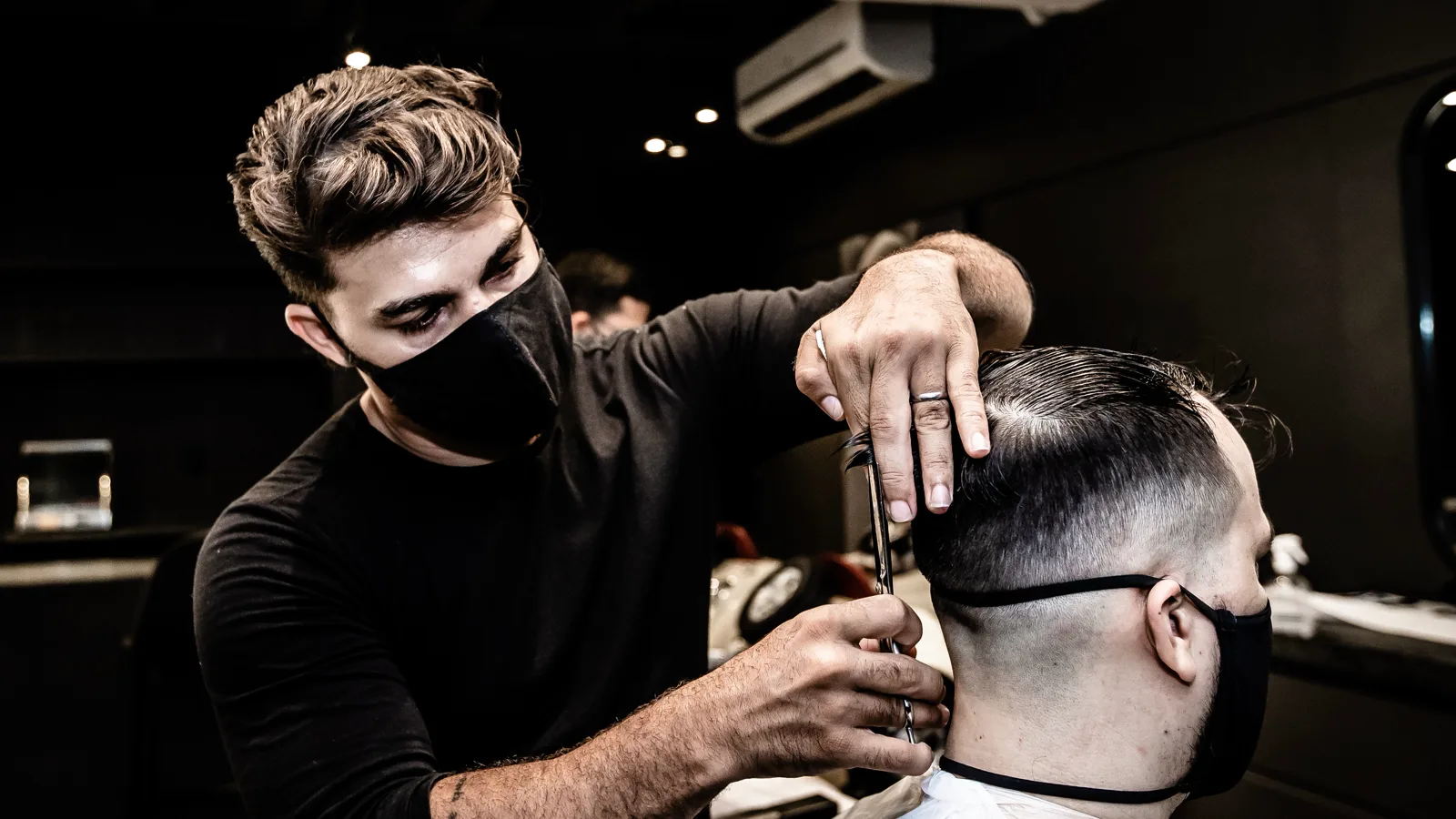 Modelo de site para barbearia com hora marcada