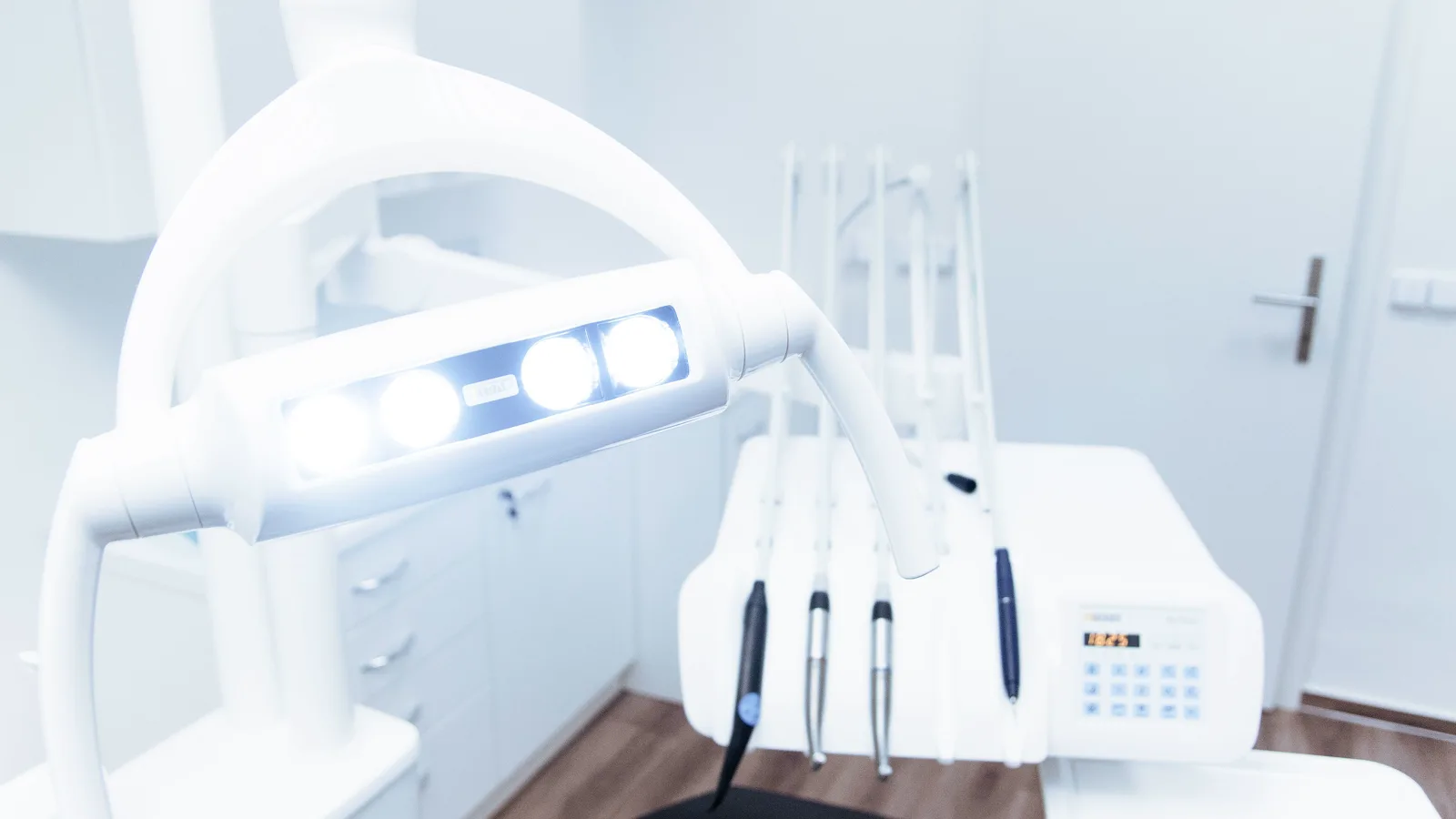 Modelo de site para clínica odontológica e implante